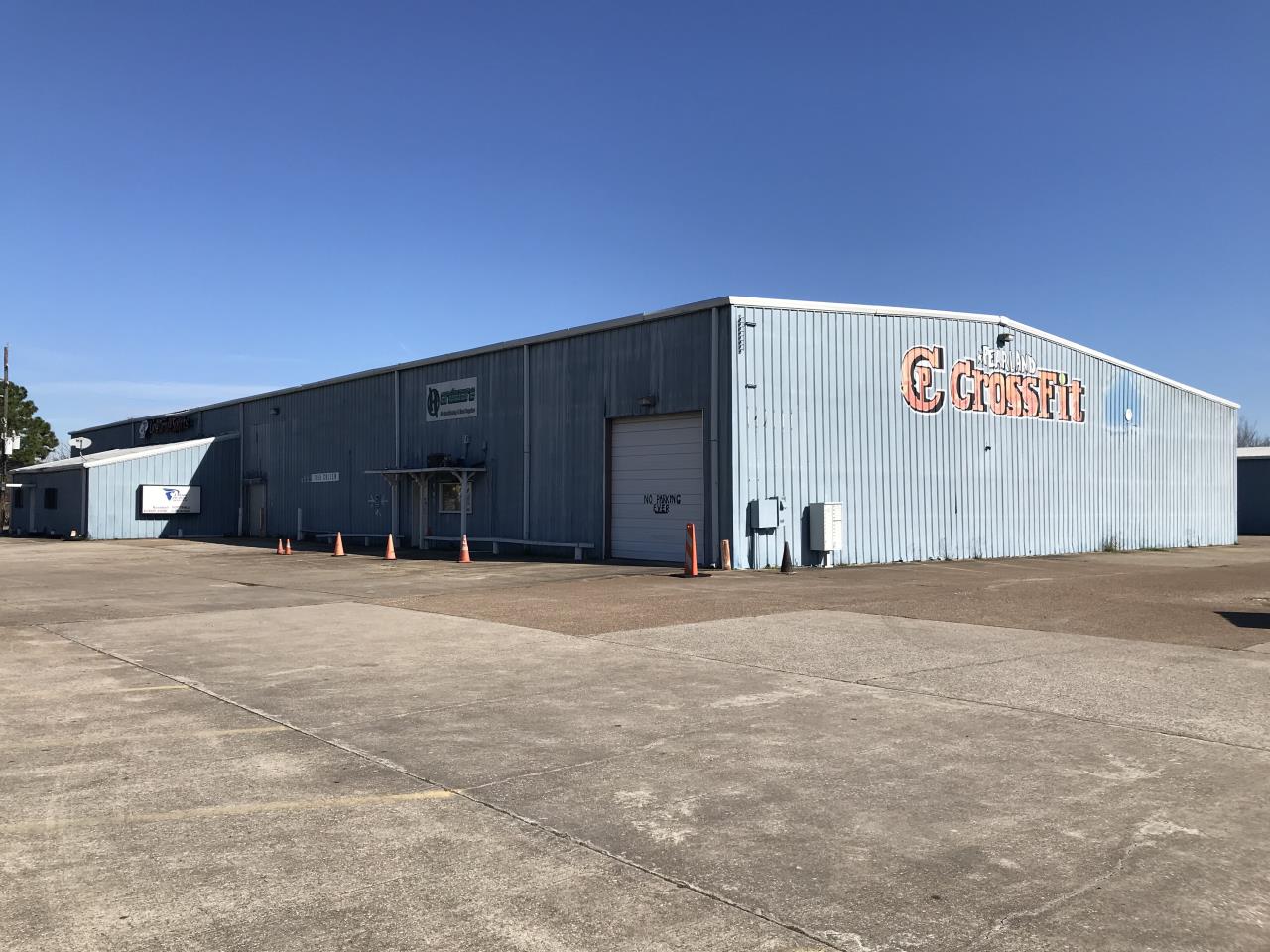 Absolute Online Auction 35,020+/ SF Commercial Warehouse Locate