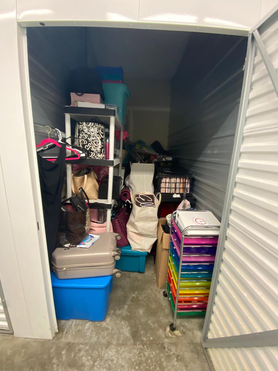 Storage Unit Auctions Everett Wa Dandk Organizer