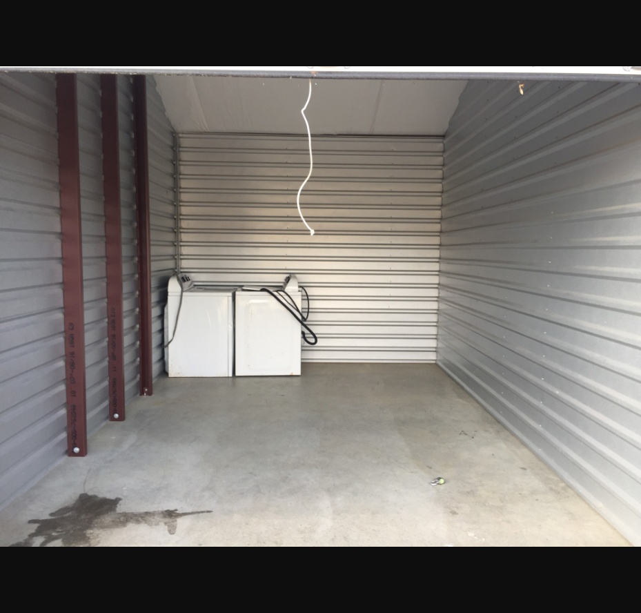 Extra Space Storage | Locate Auctions